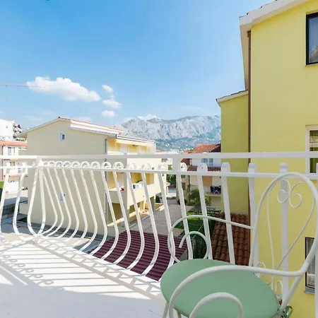 And Alen Apartmán