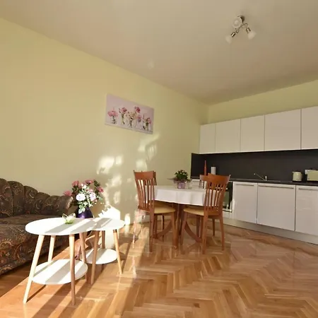 Apartmán And Alen Duće