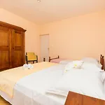 Apartament And Alen *