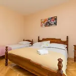 And Alen Apartament Duće